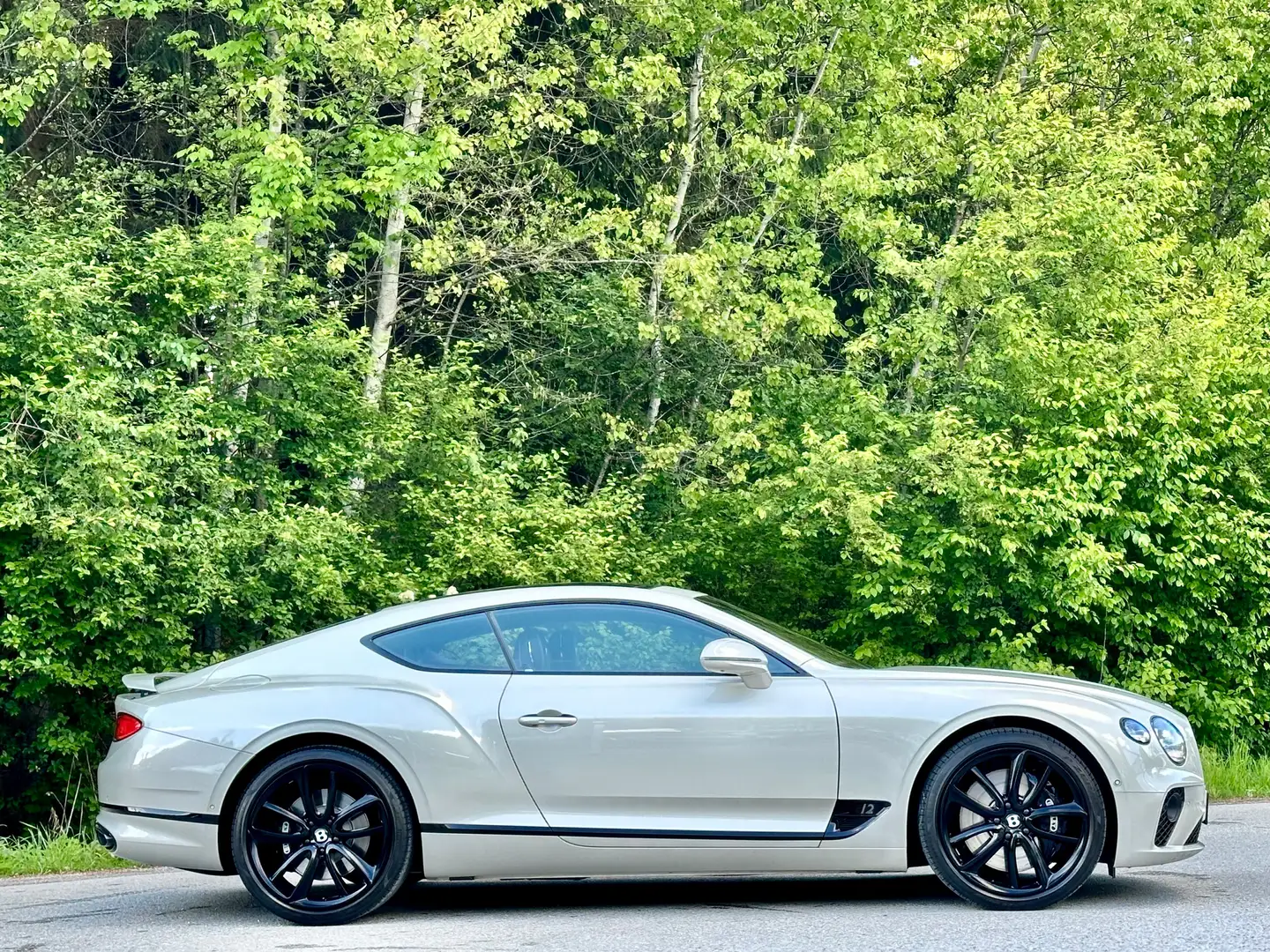 Bentley Continental аренда